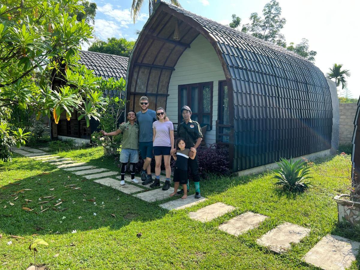 Gino'S Place - Guest House & Jungle Trekking Bukit Lawang Exterior foto