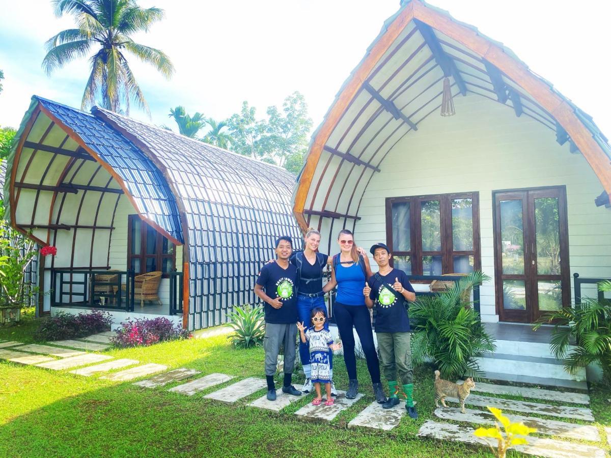 Gino'S Place - Guest House & Jungle Trekking Bukit Lawang Exterior foto